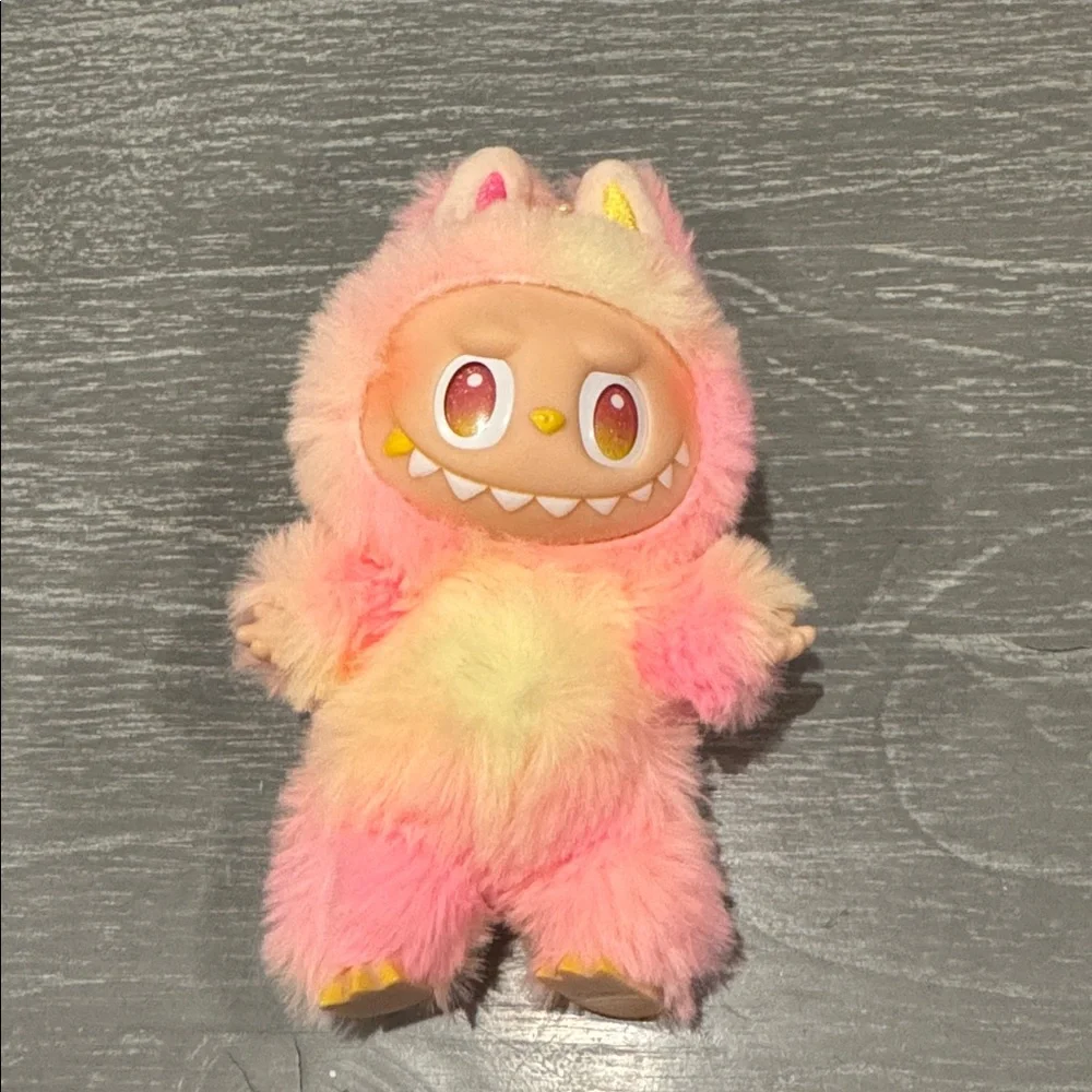 💯 Authentic Labubu 💯 - Picture 2 of 6